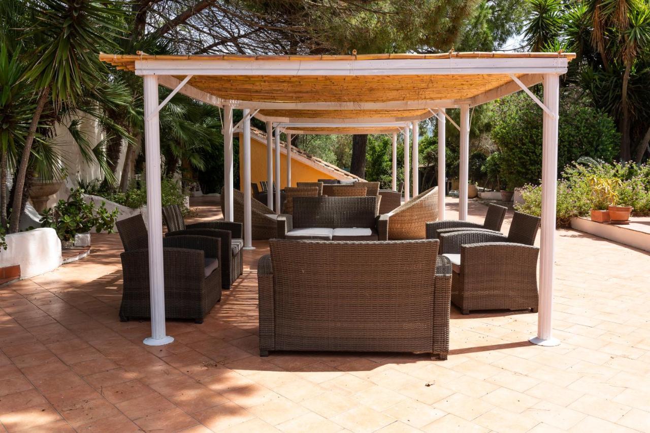 Is Benas Country Lodge San Vero Milis Esterno foto