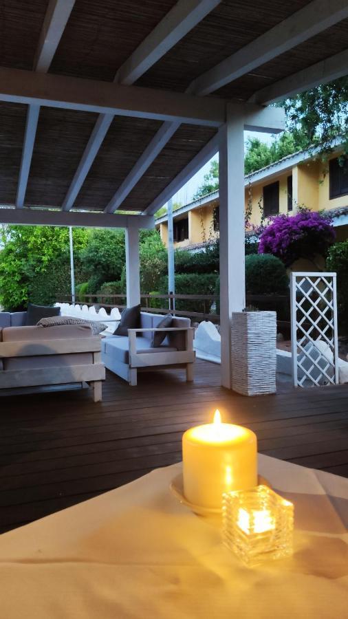 Is Benas Country Lodge San Vero Milis Esterno foto