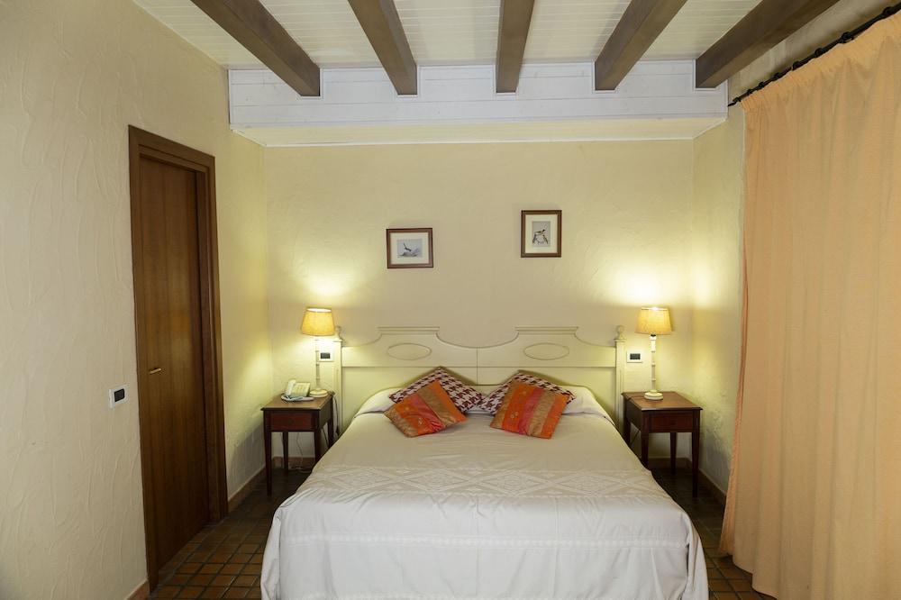 Is Benas Country Lodge San Vero Milis Esterno foto