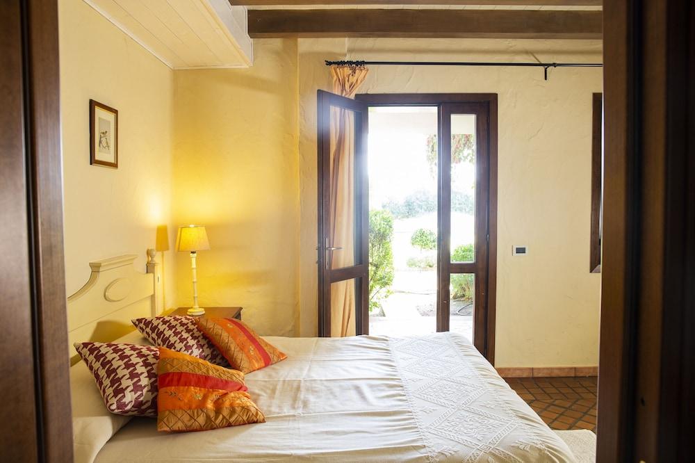 Is Benas Country Lodge San Vero Milis Esterno foto