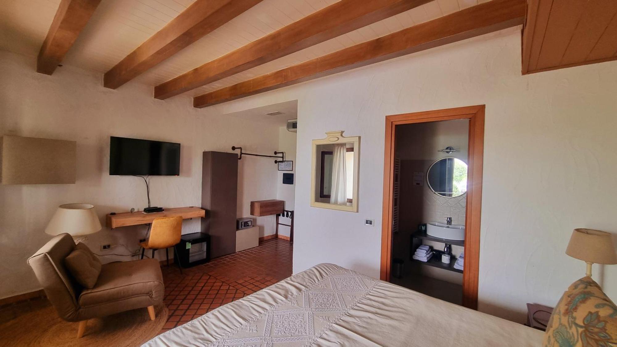 Is Benas Country Lodge San Vero Milis Esterno foto