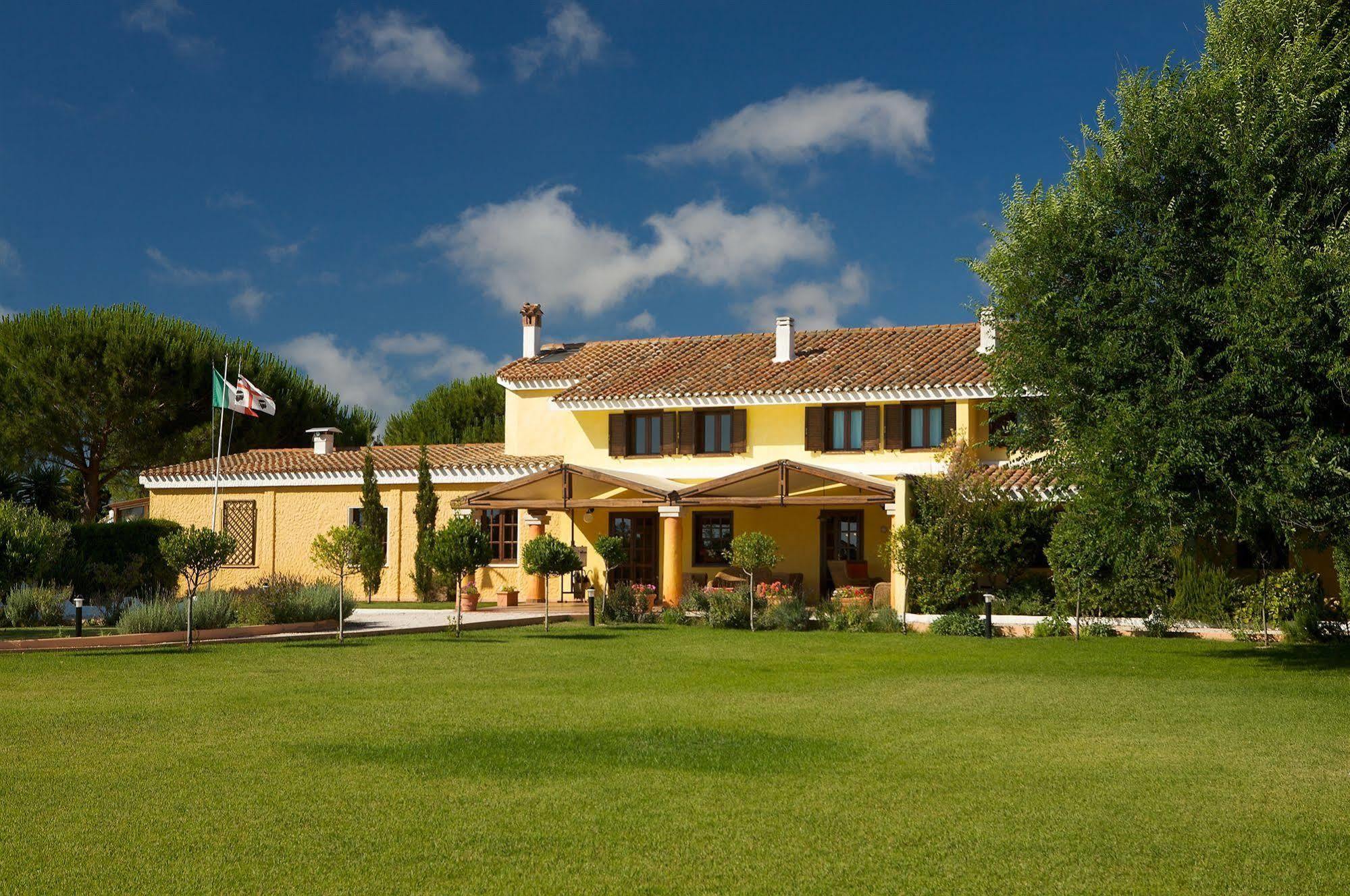Is Benas Country Lodge San Vero Milis Esterno foto